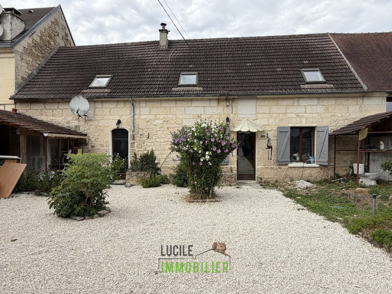Maison 5 pièces 137 m² · à Cambronne-lès-Clermont · 137,3 m² · 205 000 €