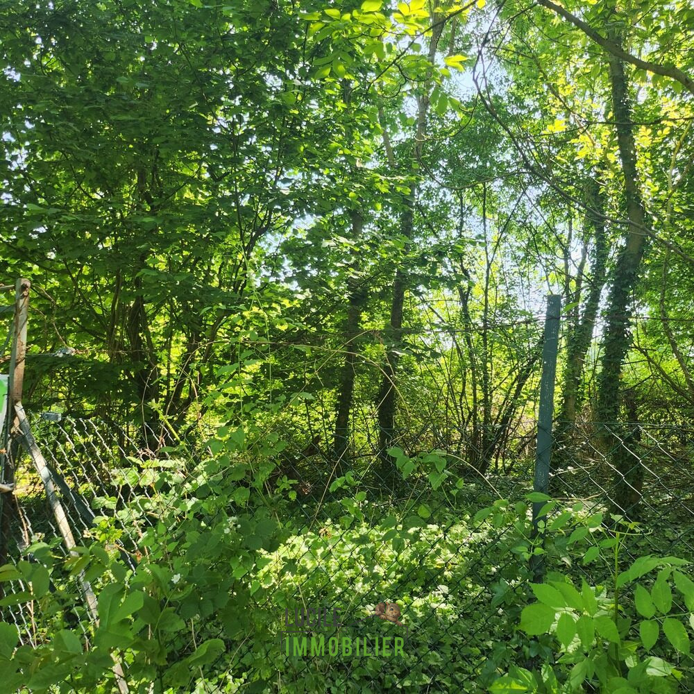 Terrain à vendre à Clermont, 472 m² – photo 1 sur 1